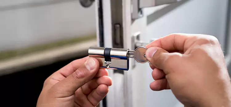 Emergency Locksmith for House Central Falls